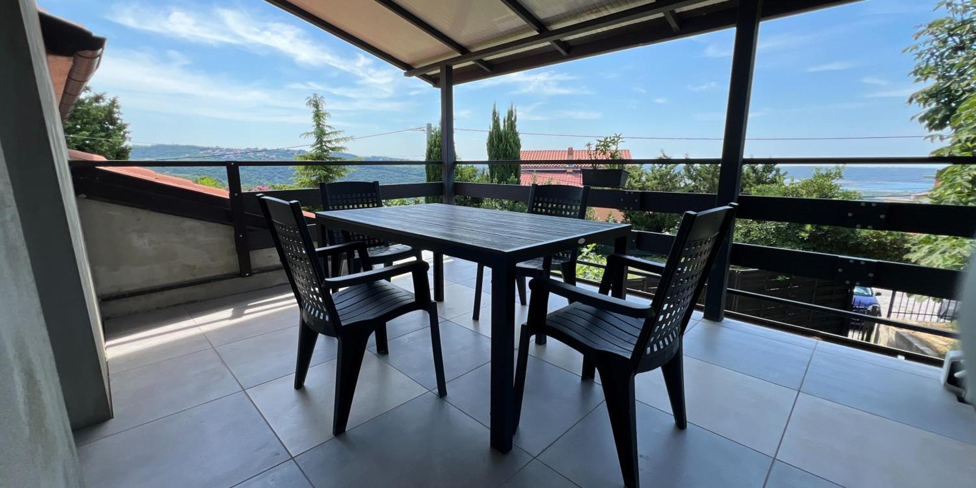 Hilltop Apartments Red & Blue Πορτορόζ Εξωτερικό φωτογραφία